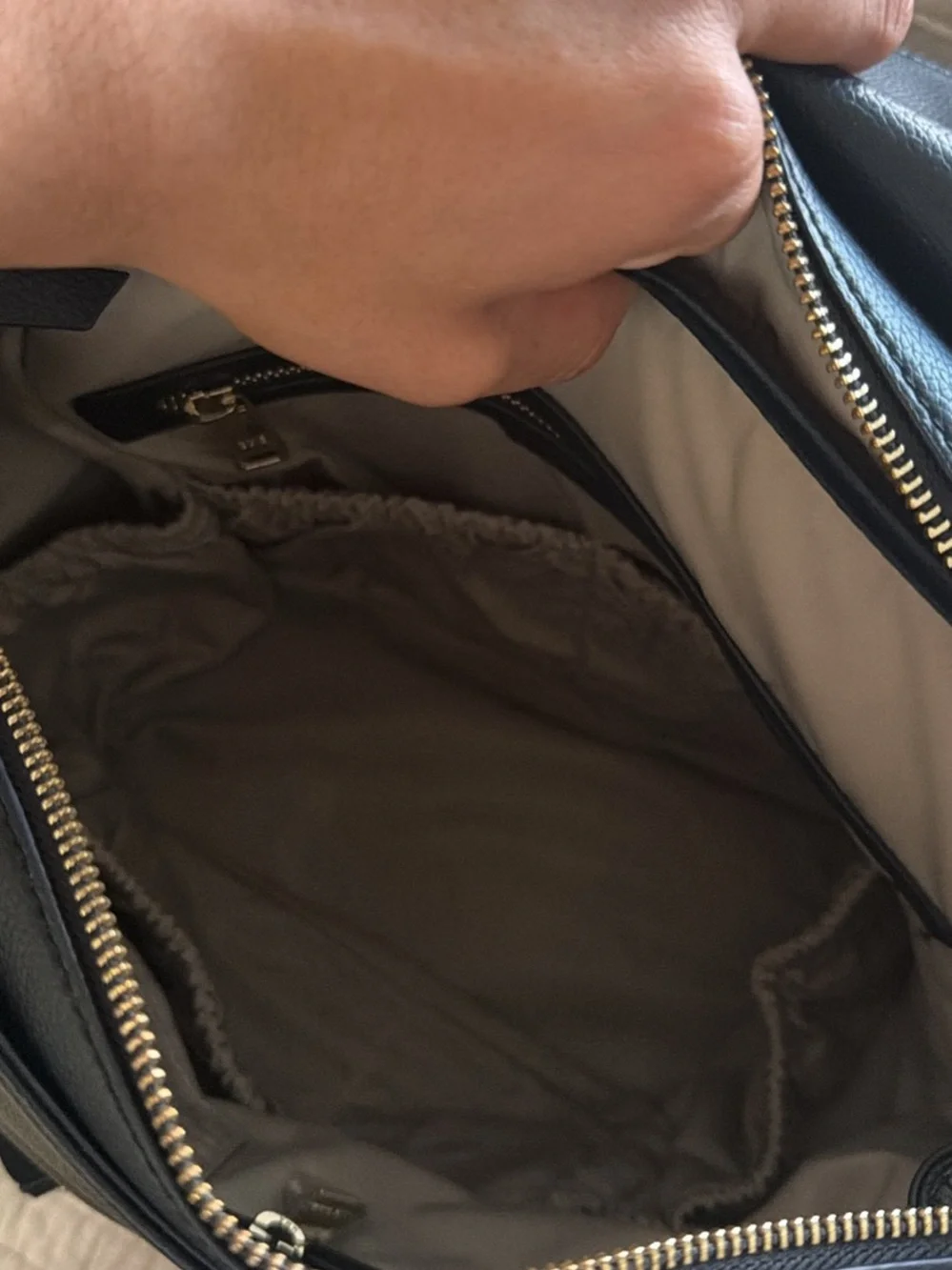 Mina Baie Black Leather-Effect Women's Backpack